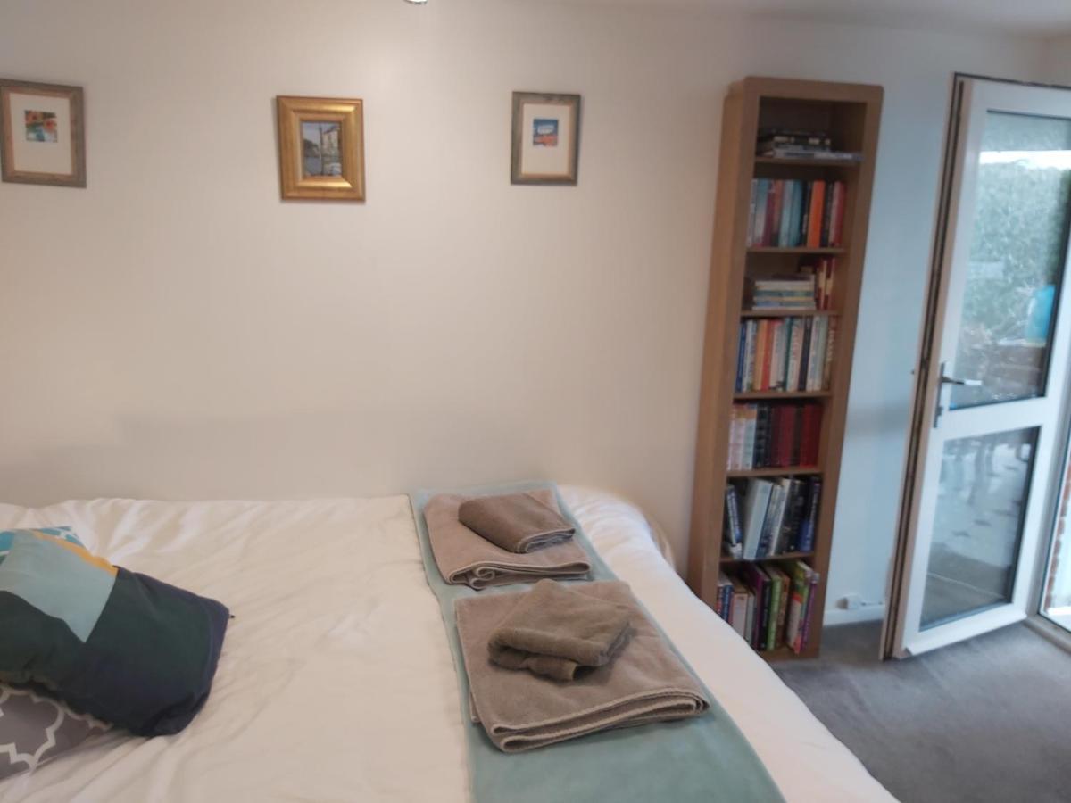 Garden Apartment Newton Abbot Buitenkant foto